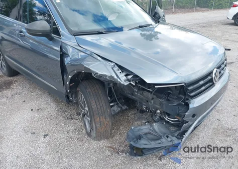 2018 Volkswagen Tiguan 2.0T Se/2.0T Sel from USA, damaged, VIN 3VV3B7AX5JM220827